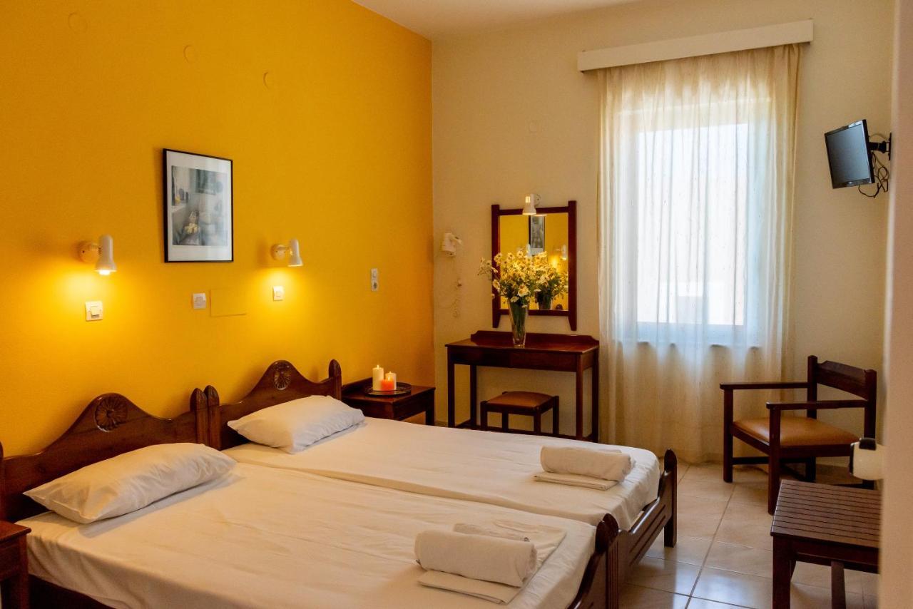 Almyra Apartments & Suites Sfáka Eksteriør bilde