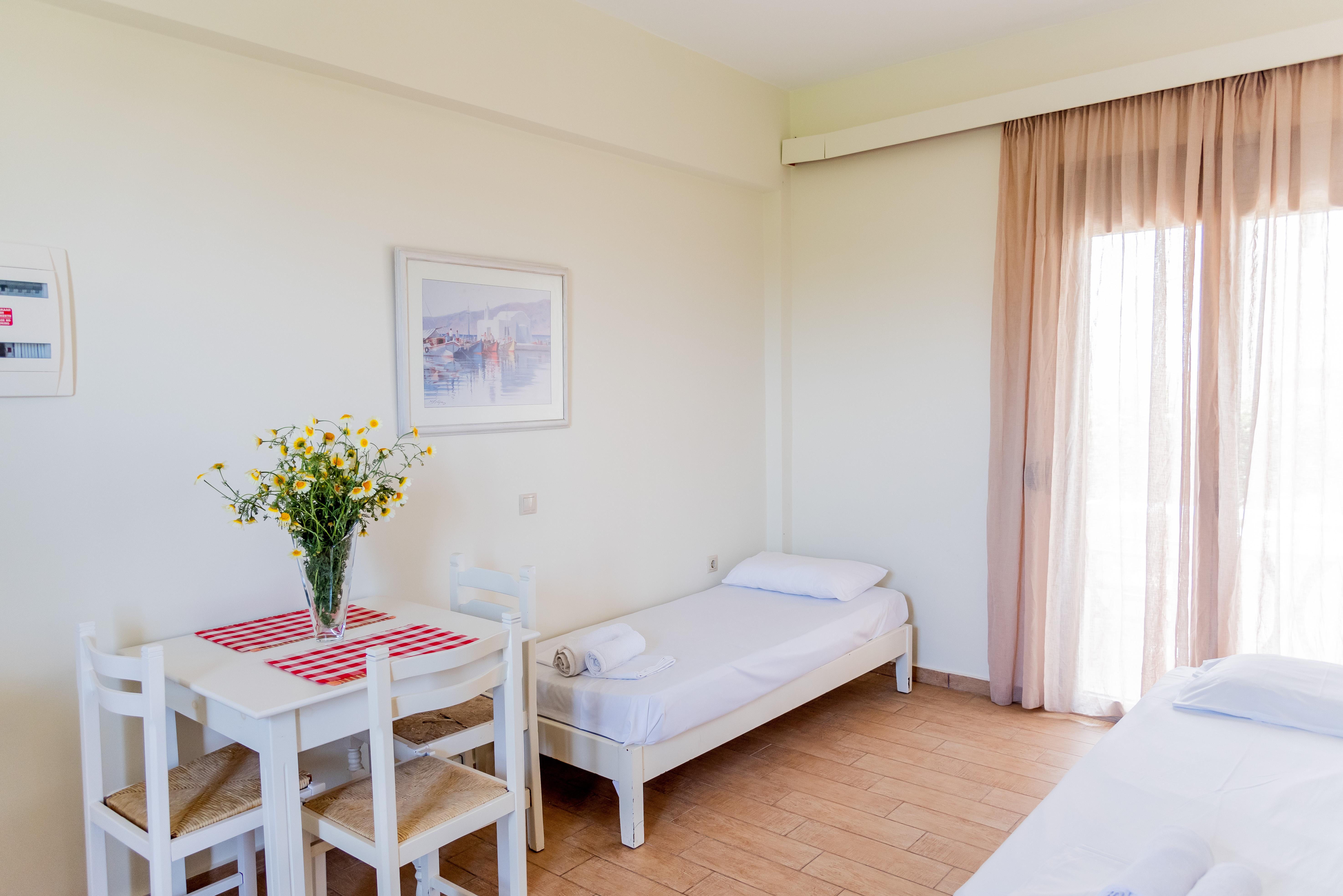 Almyra Apartments & Suites Sfáka Eksteriør bilde