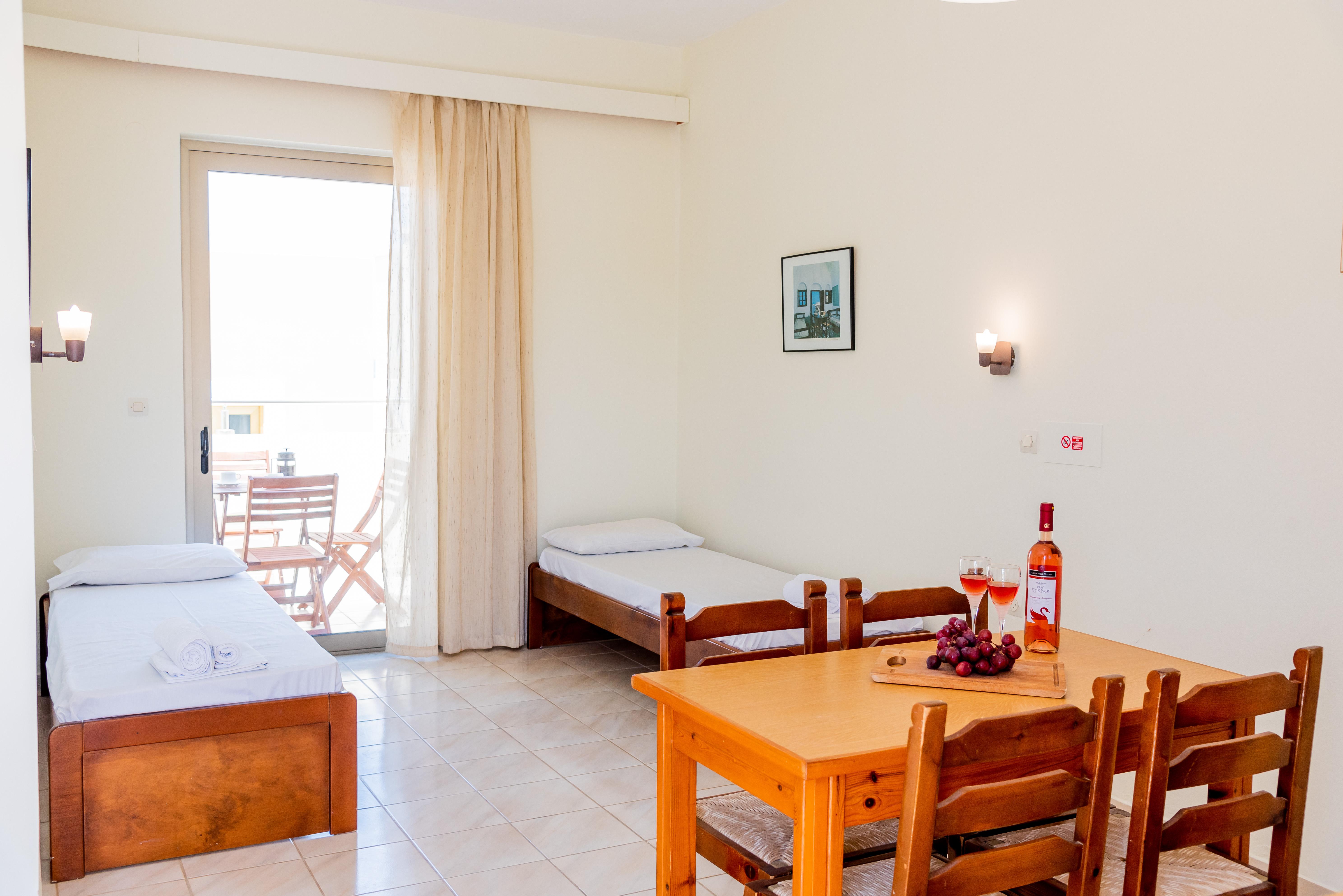 Almyra Apartments & Suites Sfáka Eksteriør bilde