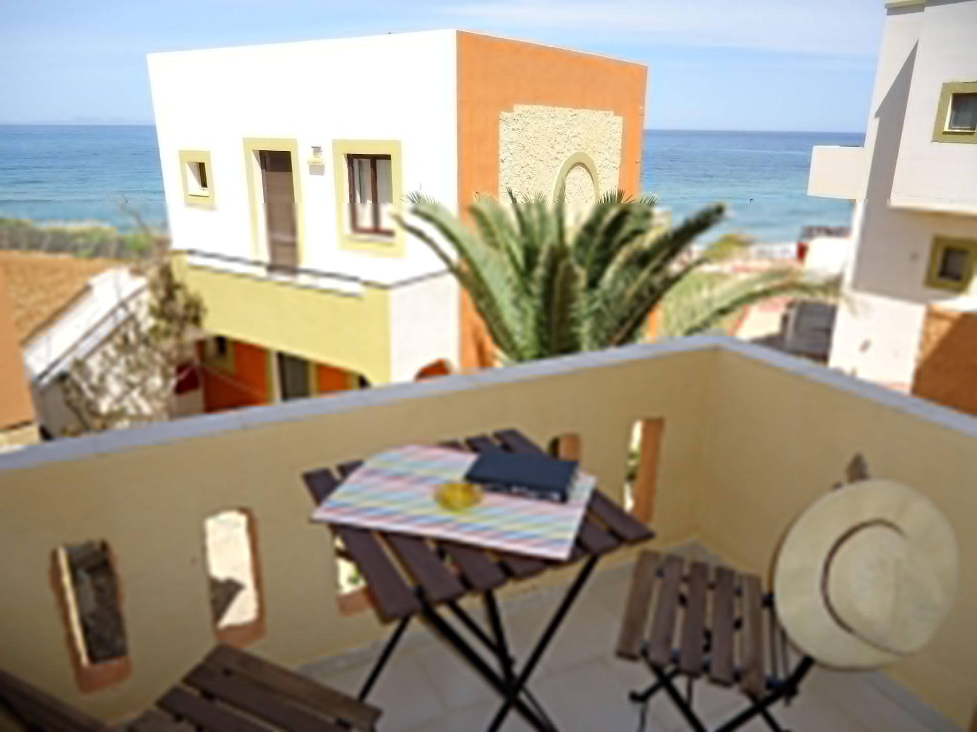 Almyra Apartments & Suites Sfáka Eksteriør bilde