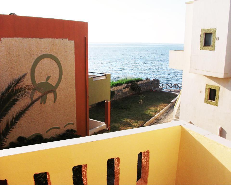 Almyra Apartments & Suites Sfáka Eksteriør bilde